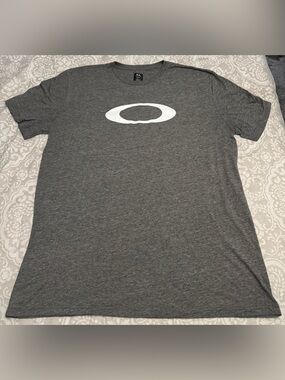Oakley O-Bold Ellipse Tee Men’s XL Black Performance T-Shirt Hydrolix EUC